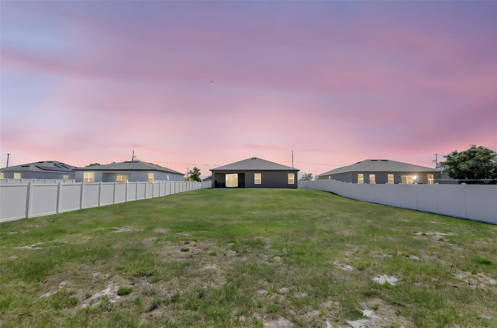 Image 49 of 74 For 329 Aster Court