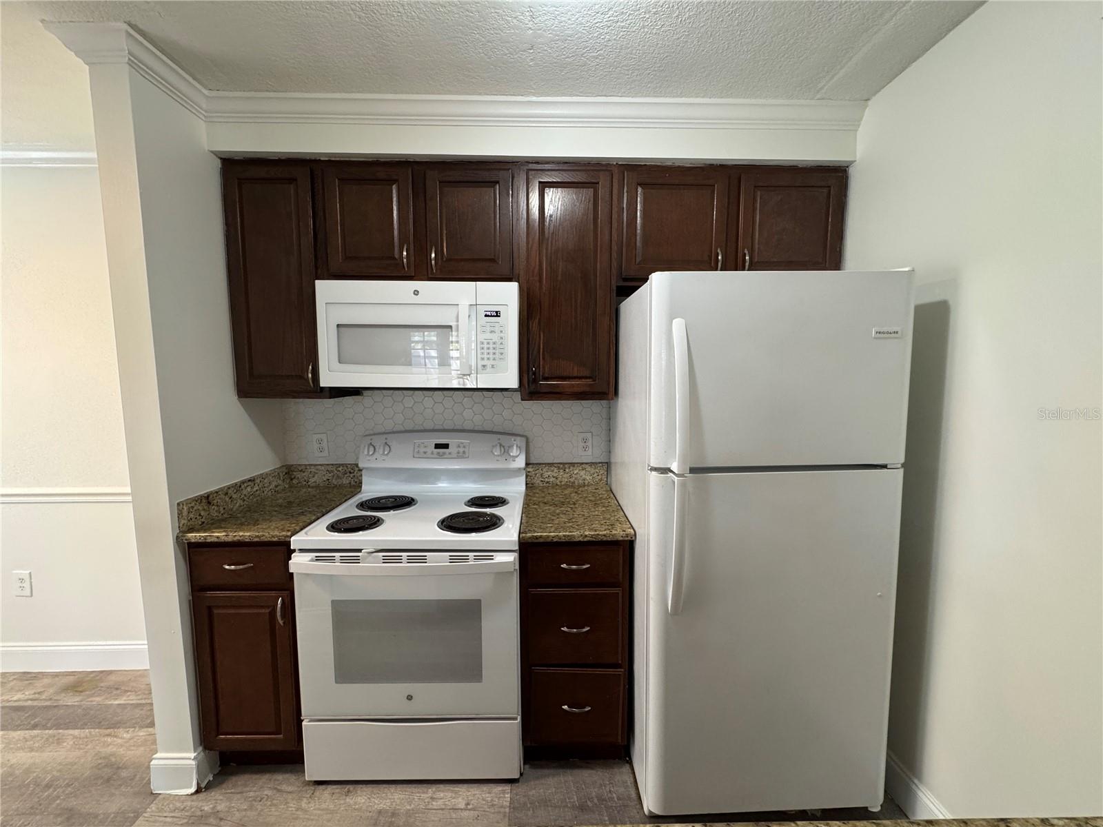 Image 12 of 38 For 5306 Kennedy Boulevard 112