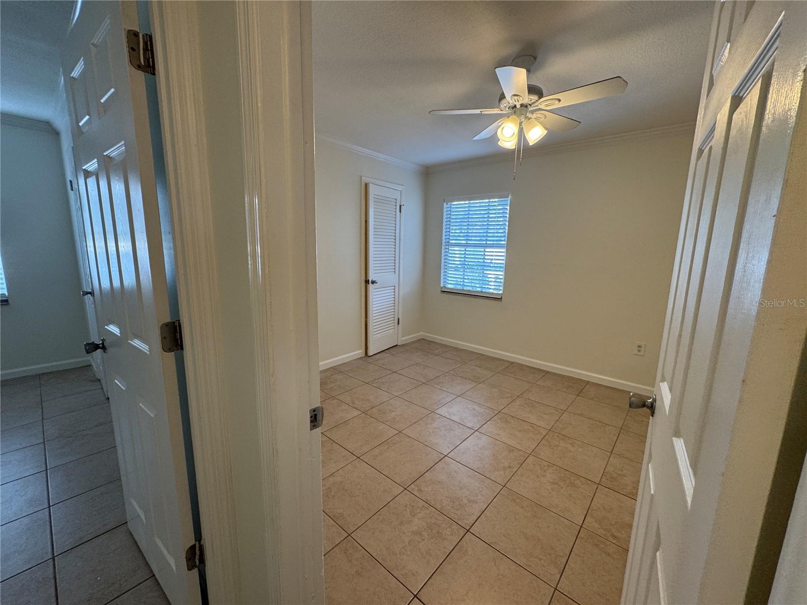 Image 17 of 38 For 5306 Kennedy Boulevard 112