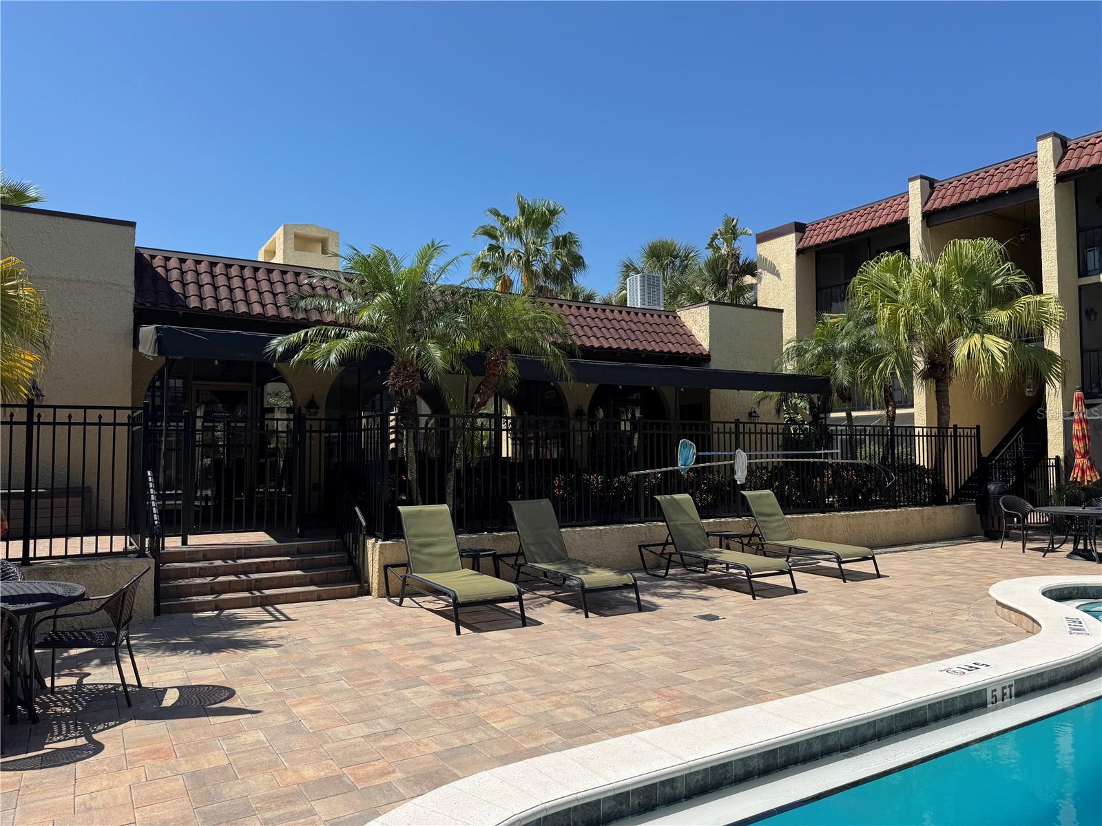 Image 33 of 38 For 5306 Kennedy Boulevard 112