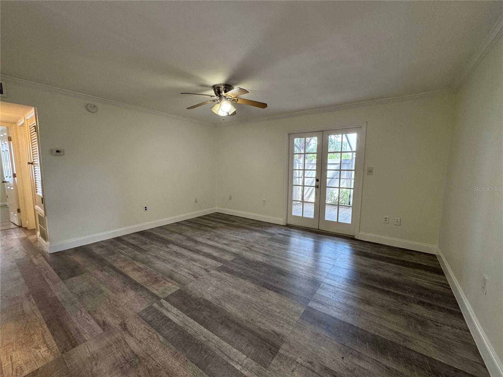 Image 6 of 38 For 5306 Kennedy Boulevard 112