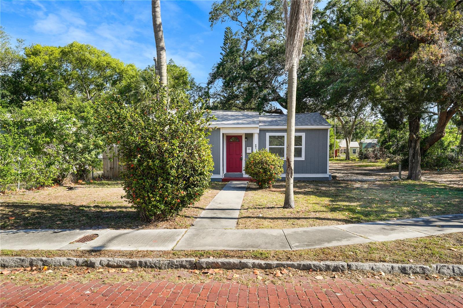 Details for 601 Newton Avenue S, ST PETERSBURG, FL 33701