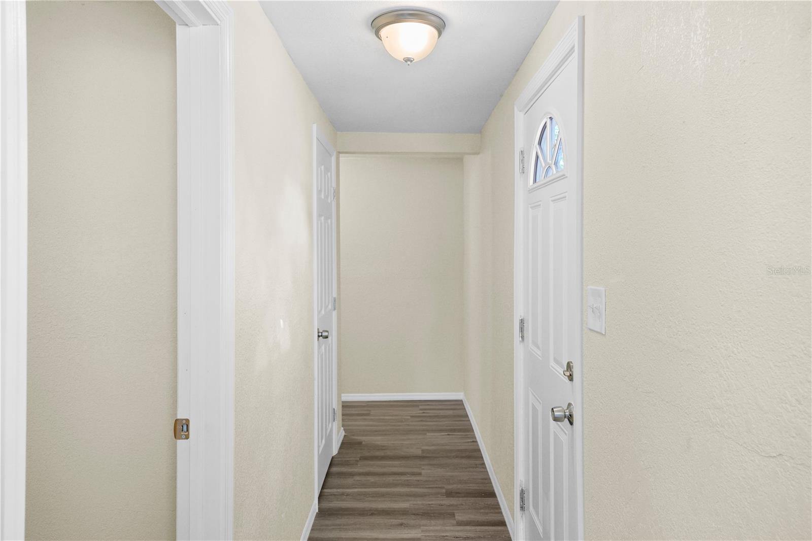 Image 17 of 48 For 601 Newton Avenue S