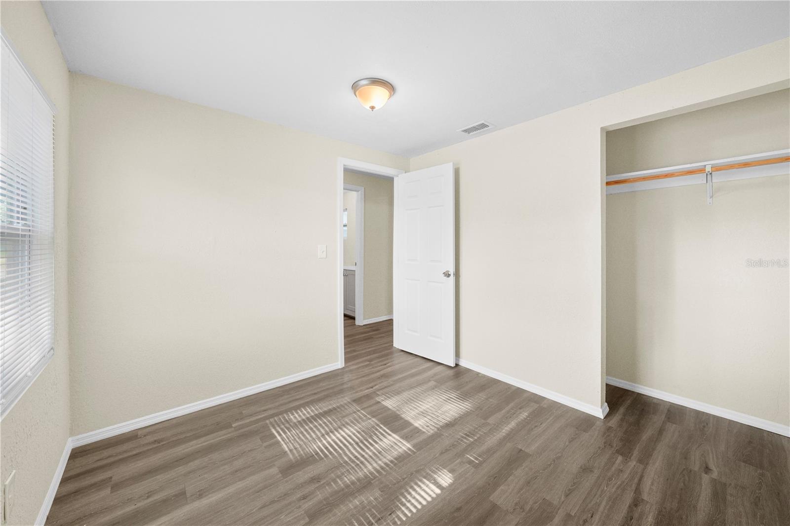 Image 23 of 48 For 601 Newton Avenue S