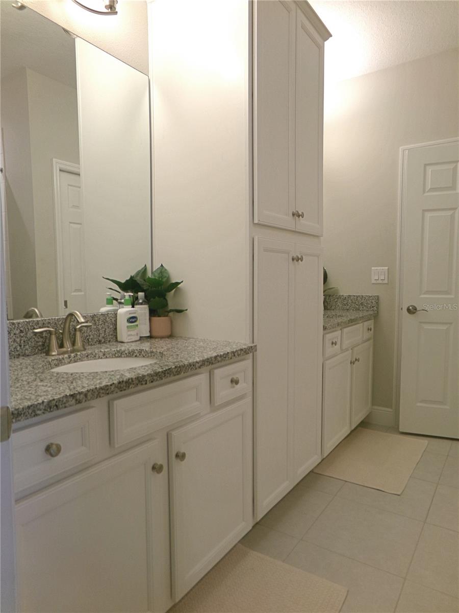 Image 33 of 43 For 11212 Hawks Fern Drive