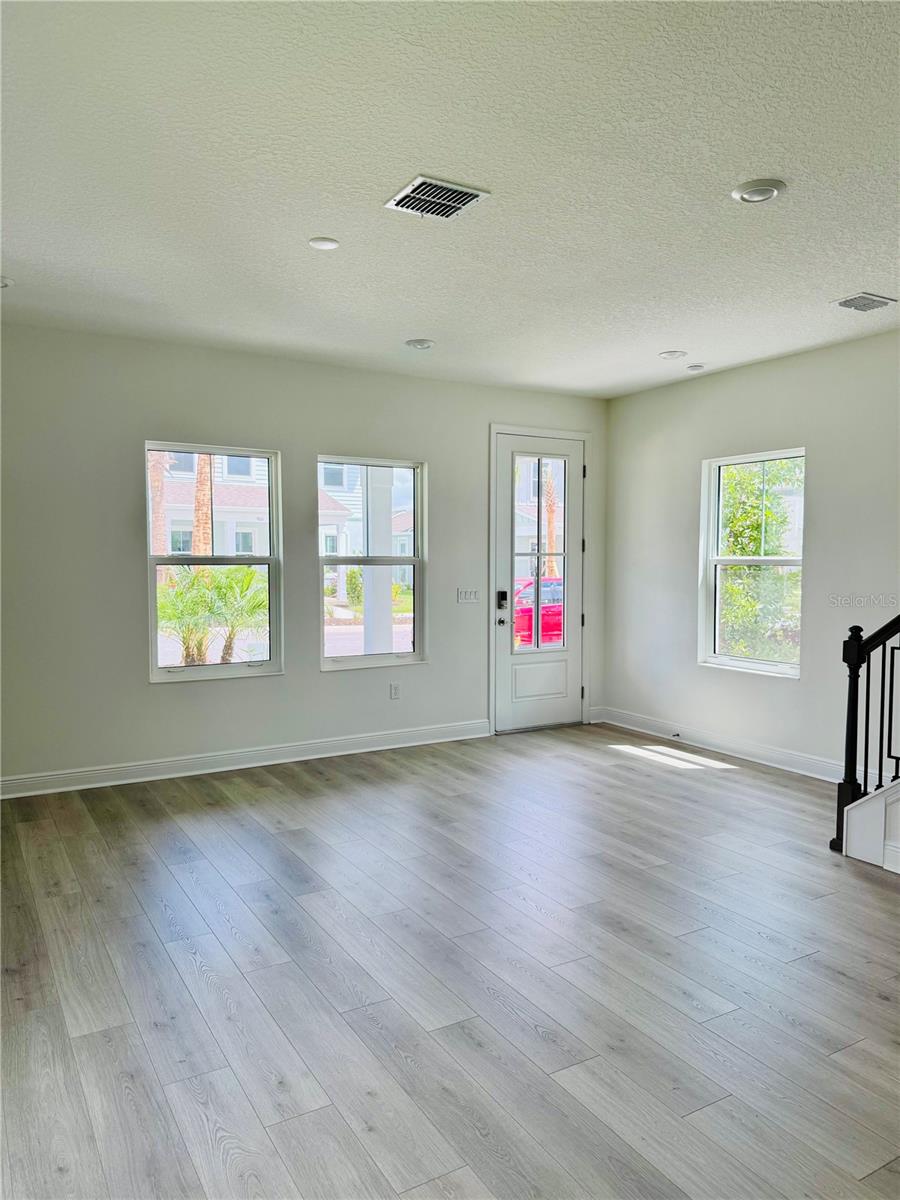 Image 3 of 20 For 184 Eagleston Lane