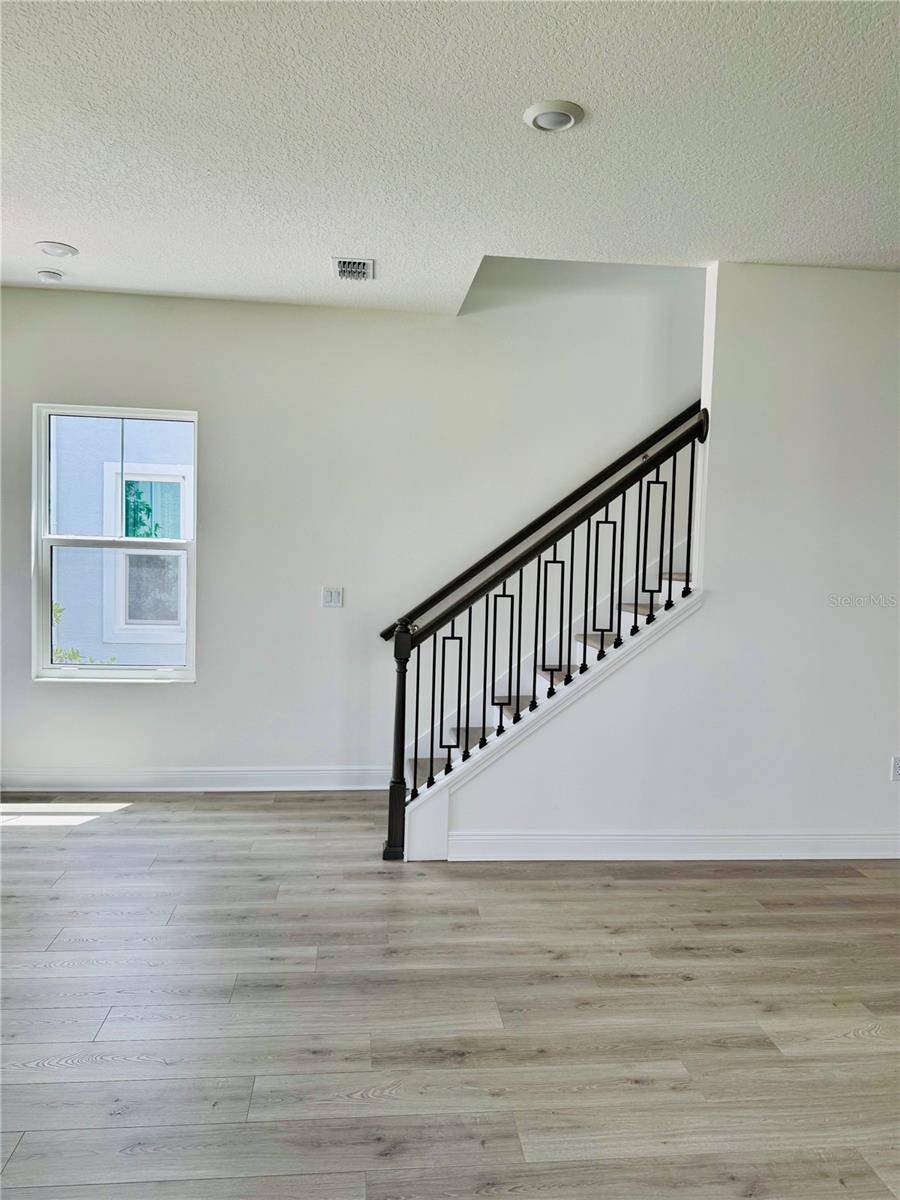 Image 4 of 20 For 184 Eagleston Lane