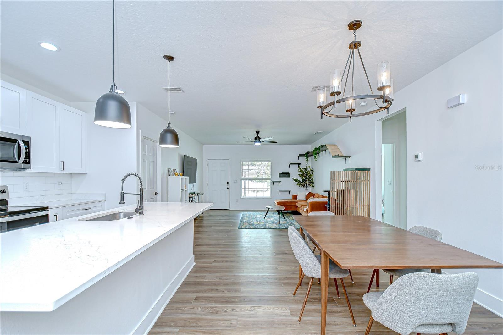 Image 11 of 39 For 1051 44th Street S