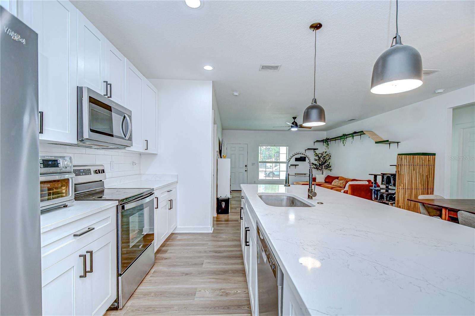 Image 12 of 39 For 1051 44th Street S