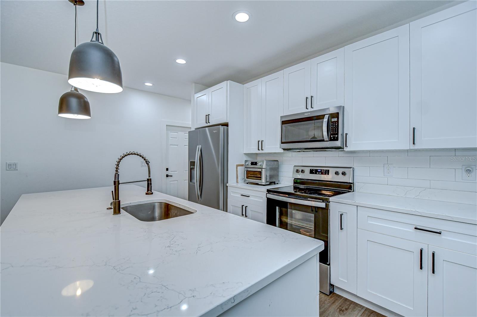 Image 14 of 39 For 1051 44th Street S