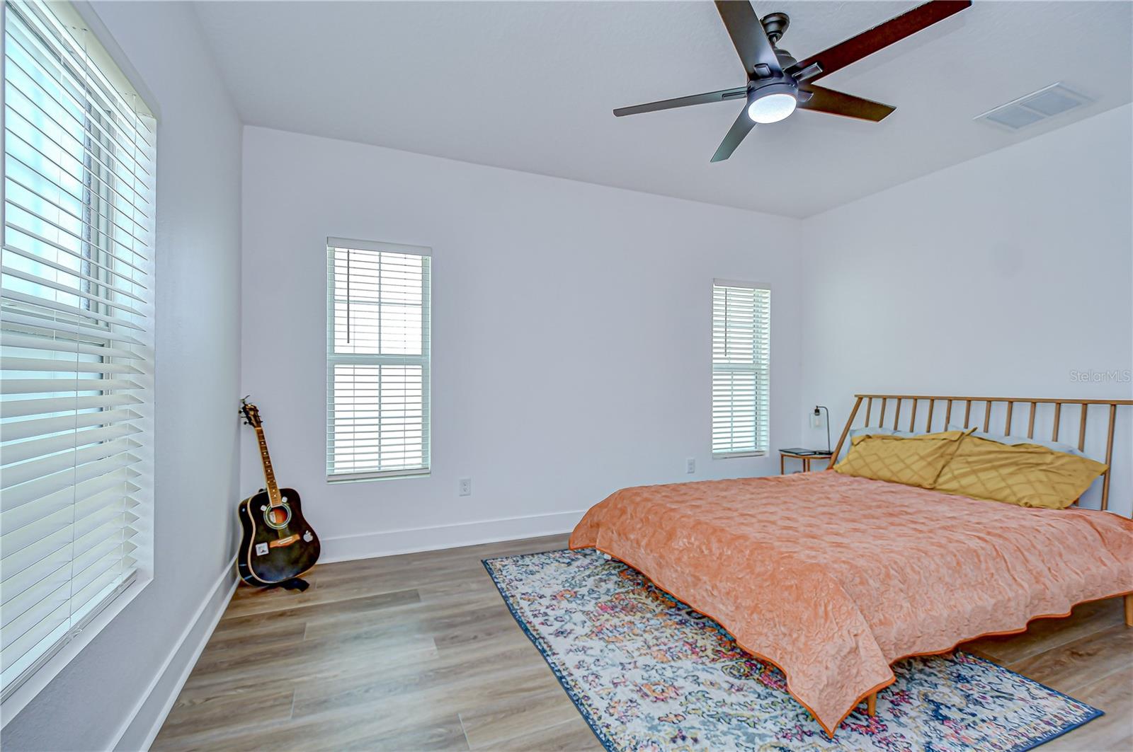 Image 22 of 39 For 1051 44th Street S