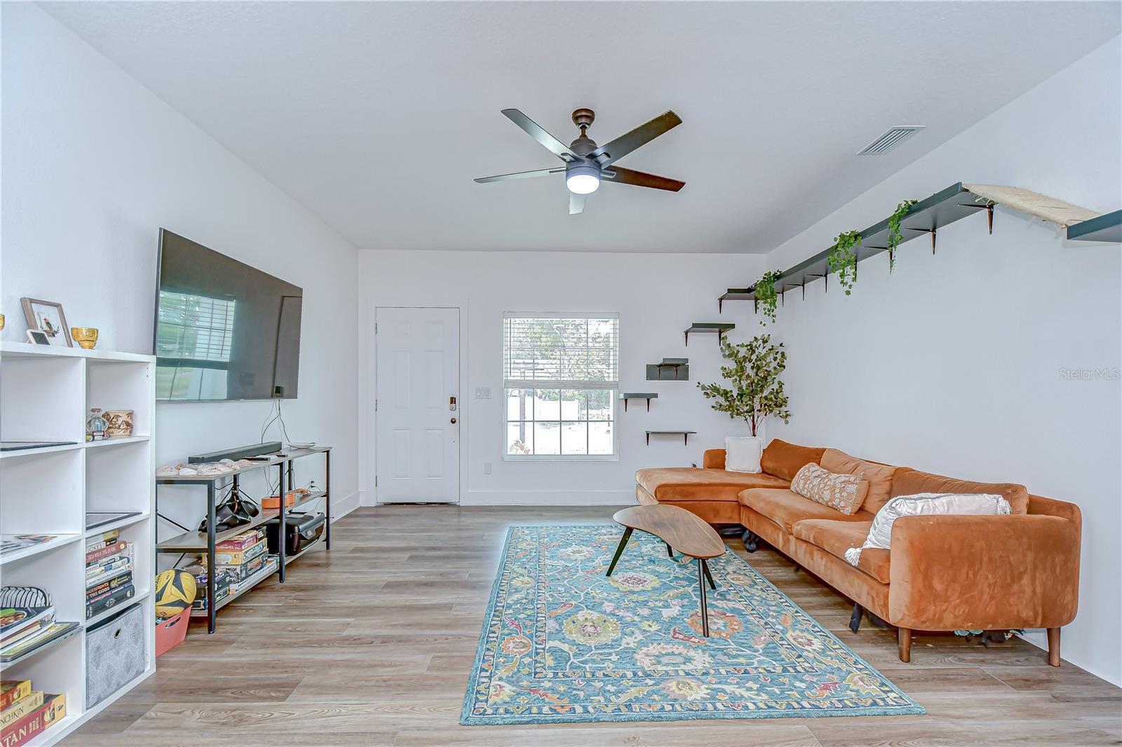 Image 6 of 39 For 1051 44th Street S