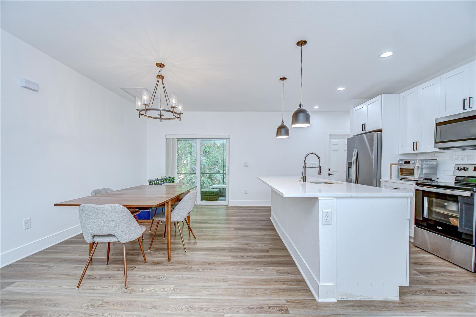 Image 7 of 39 For 1051 44th Street S