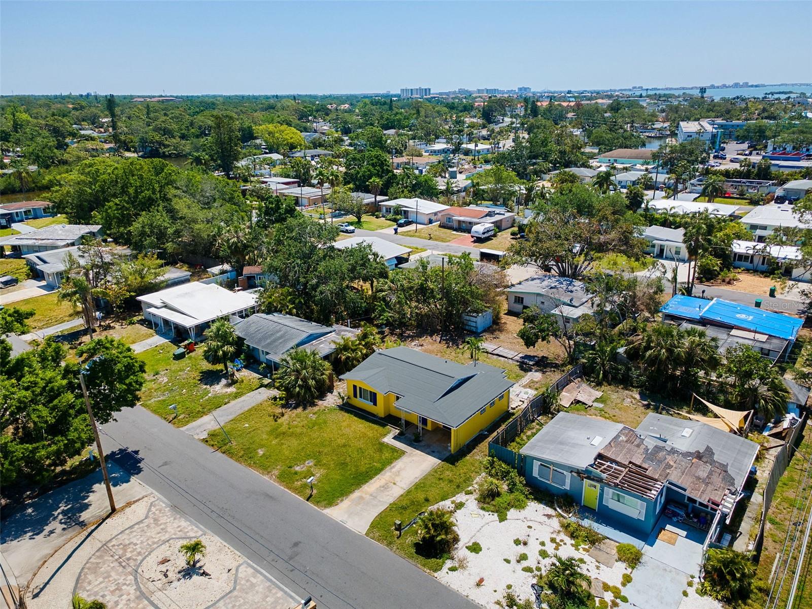 Image 23 of 34 For 6750 Hibiscus Avenue S