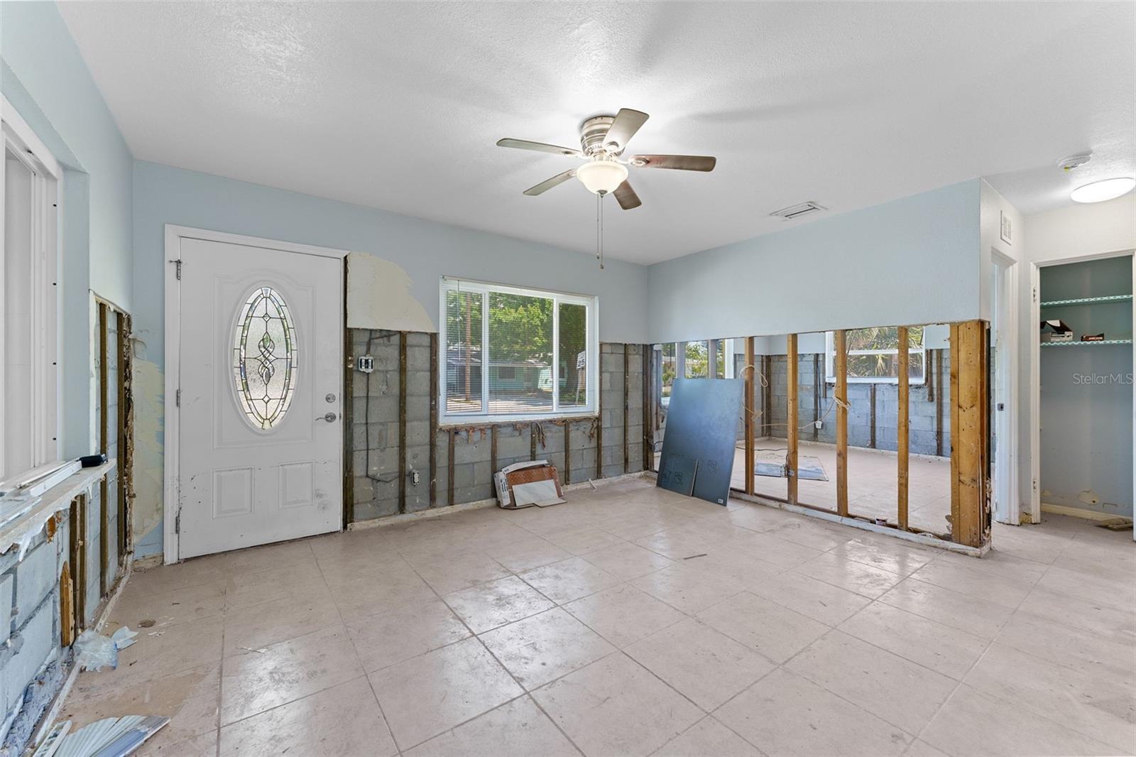 Image 3 of 34 For 6750 Hibiscus Avenue S