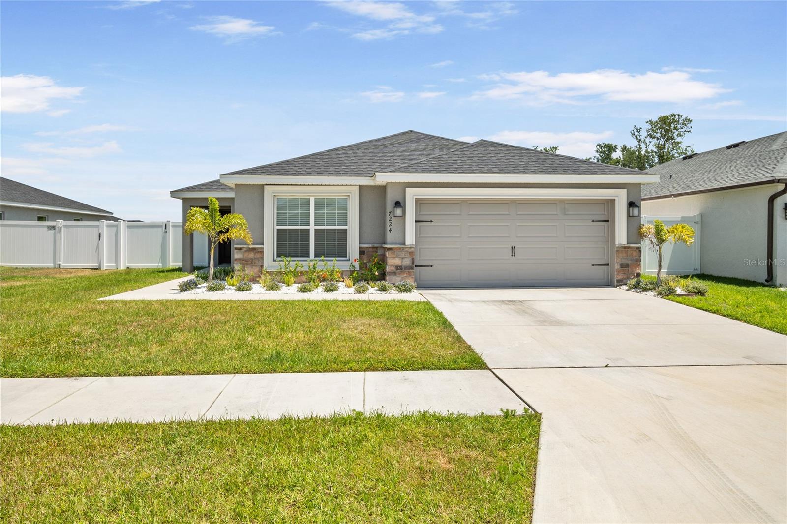 Details for 7224 Twisting Pines Loop, ZEPHYRHILLS, FL 33541