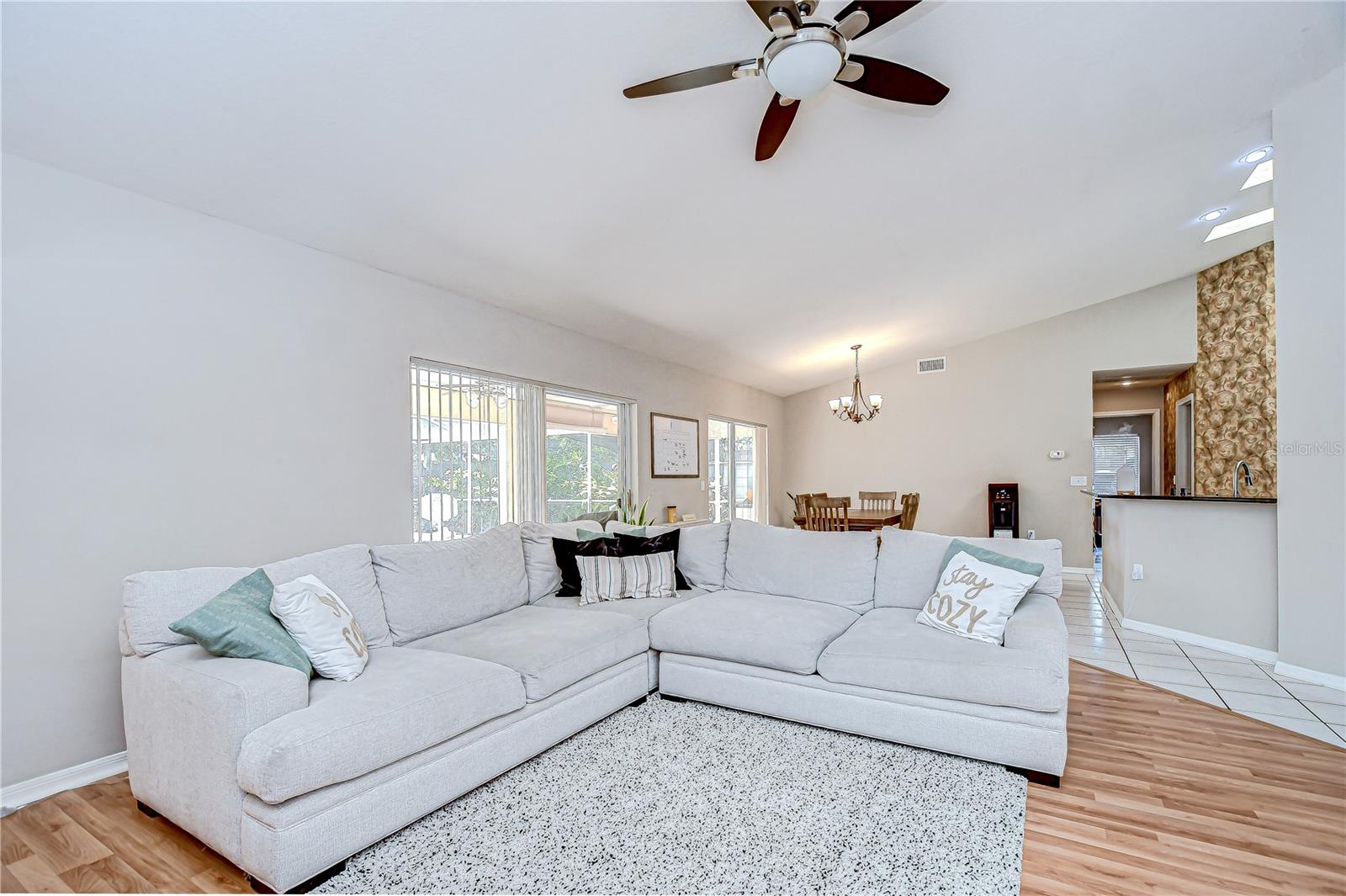 Image 13 of 35 For 2117 Laindale Place