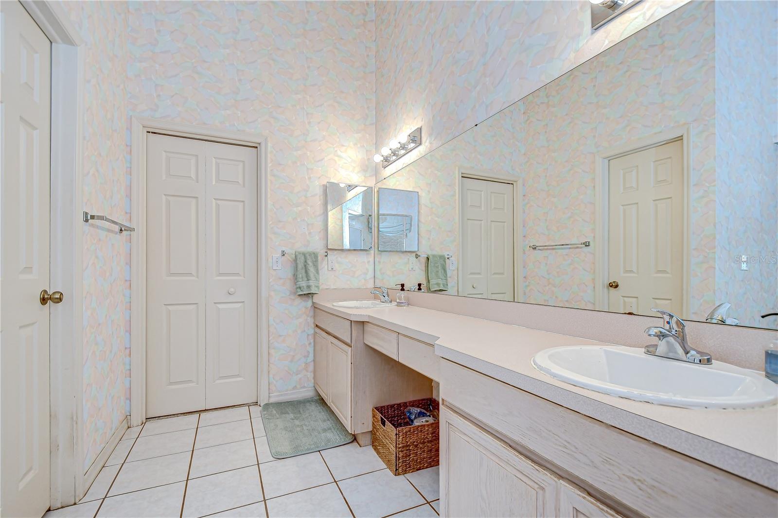 Image 18 of 35 For 2117 Laindale Place