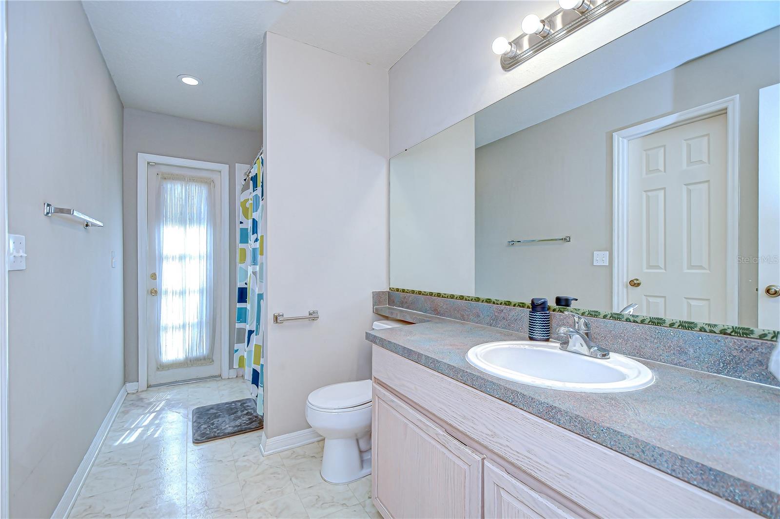 Image 21 of 35 For 2117 Laindale Place