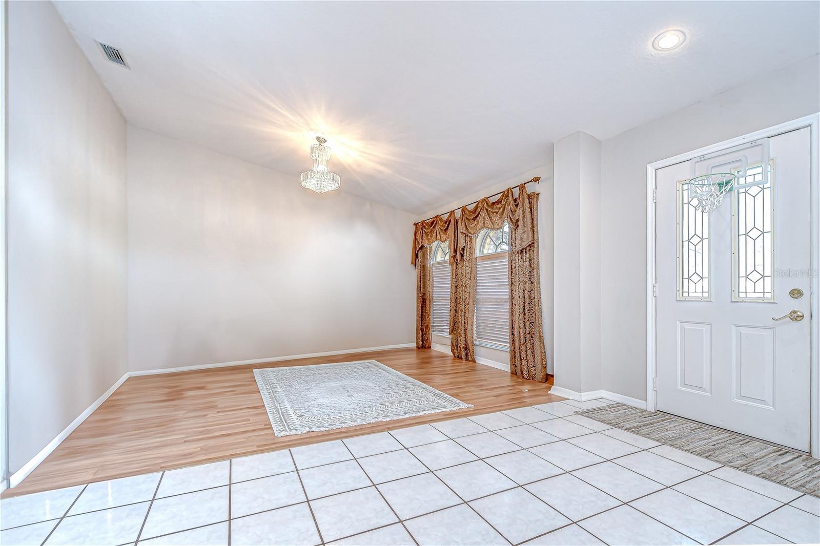 Image 6 of 35 For 2117 Laindale Place