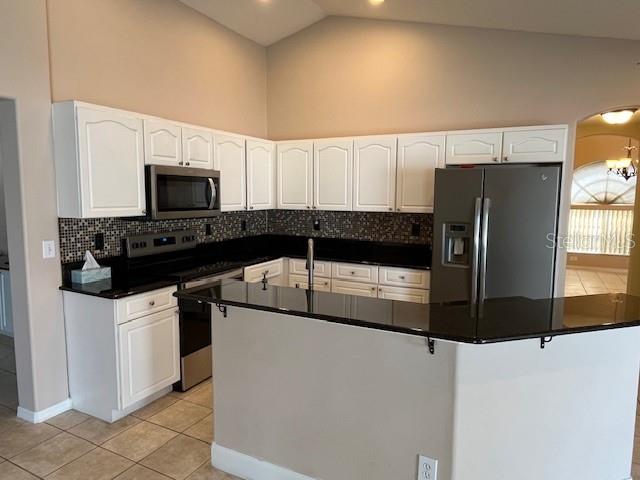 Image 10 of 33 For 2213 Towering Oaks Circle