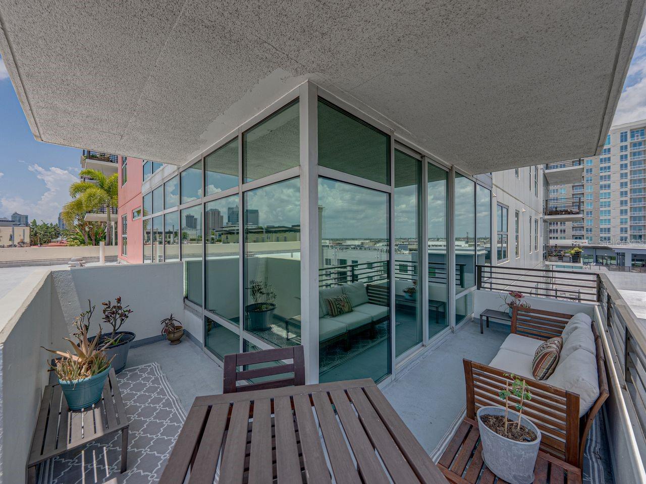 Listing photo id 28 for 1208 Kennedy Boulevard 914