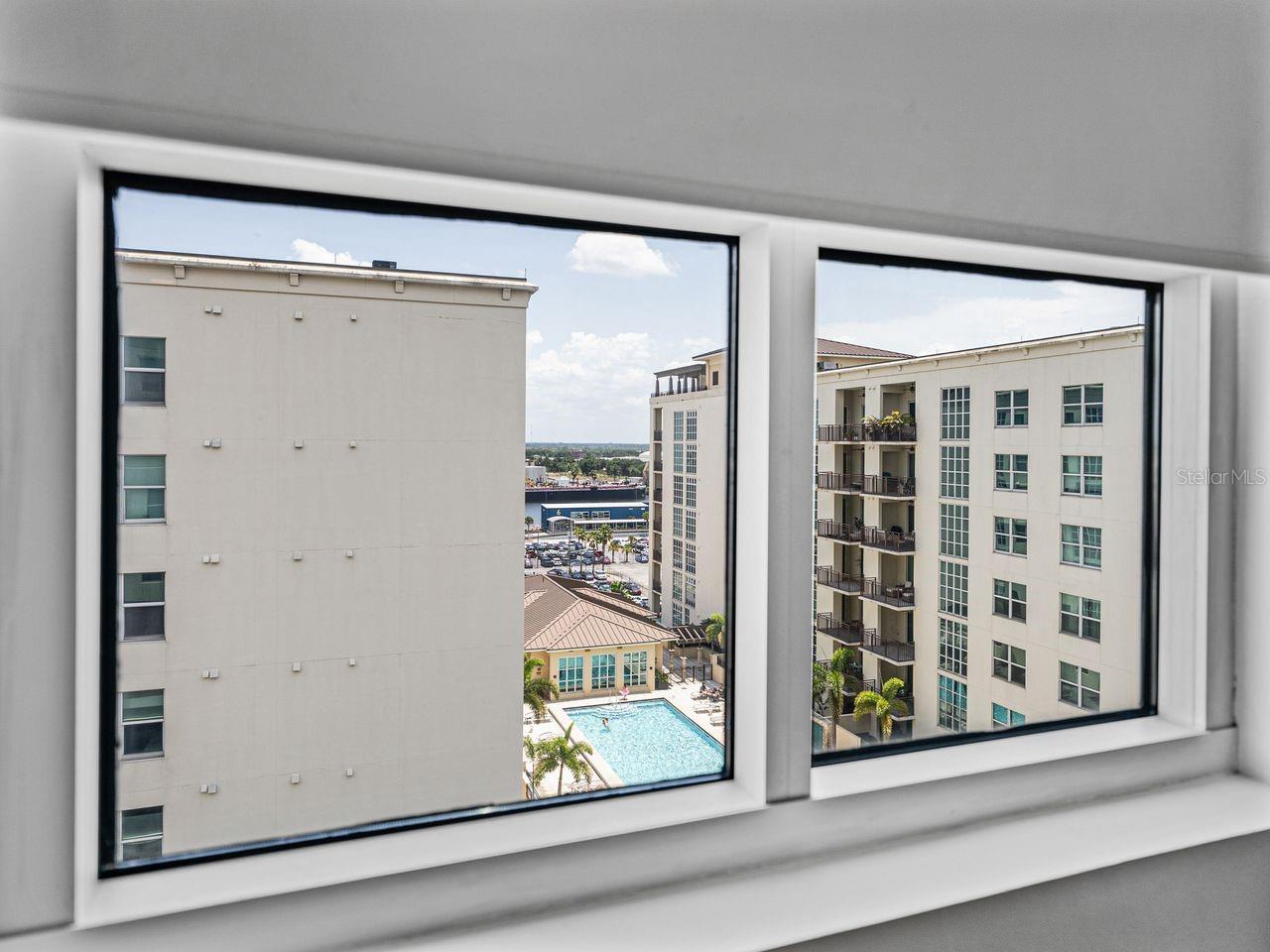 Listing photo id 42 for 1208 Kennedy Boulevard 914