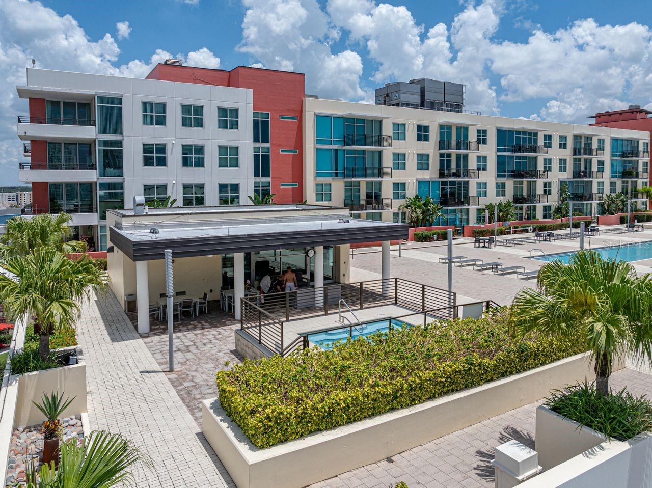 Listing photo id 49 for 1208 Kennedy Boulevard 914