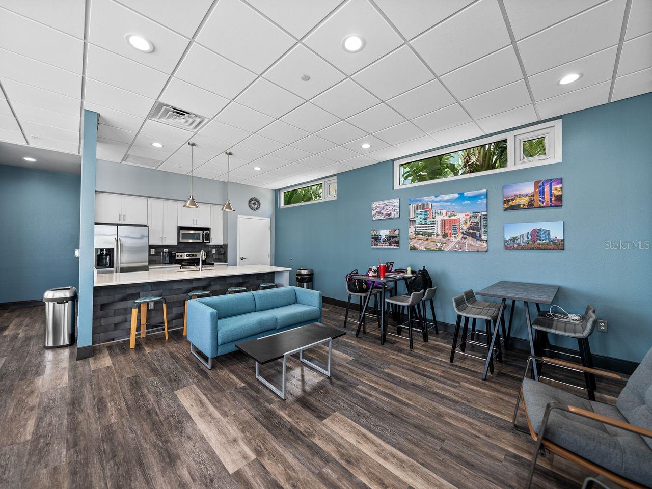 Listing photo id 56 for 1208 Kennedy Boulevard 914