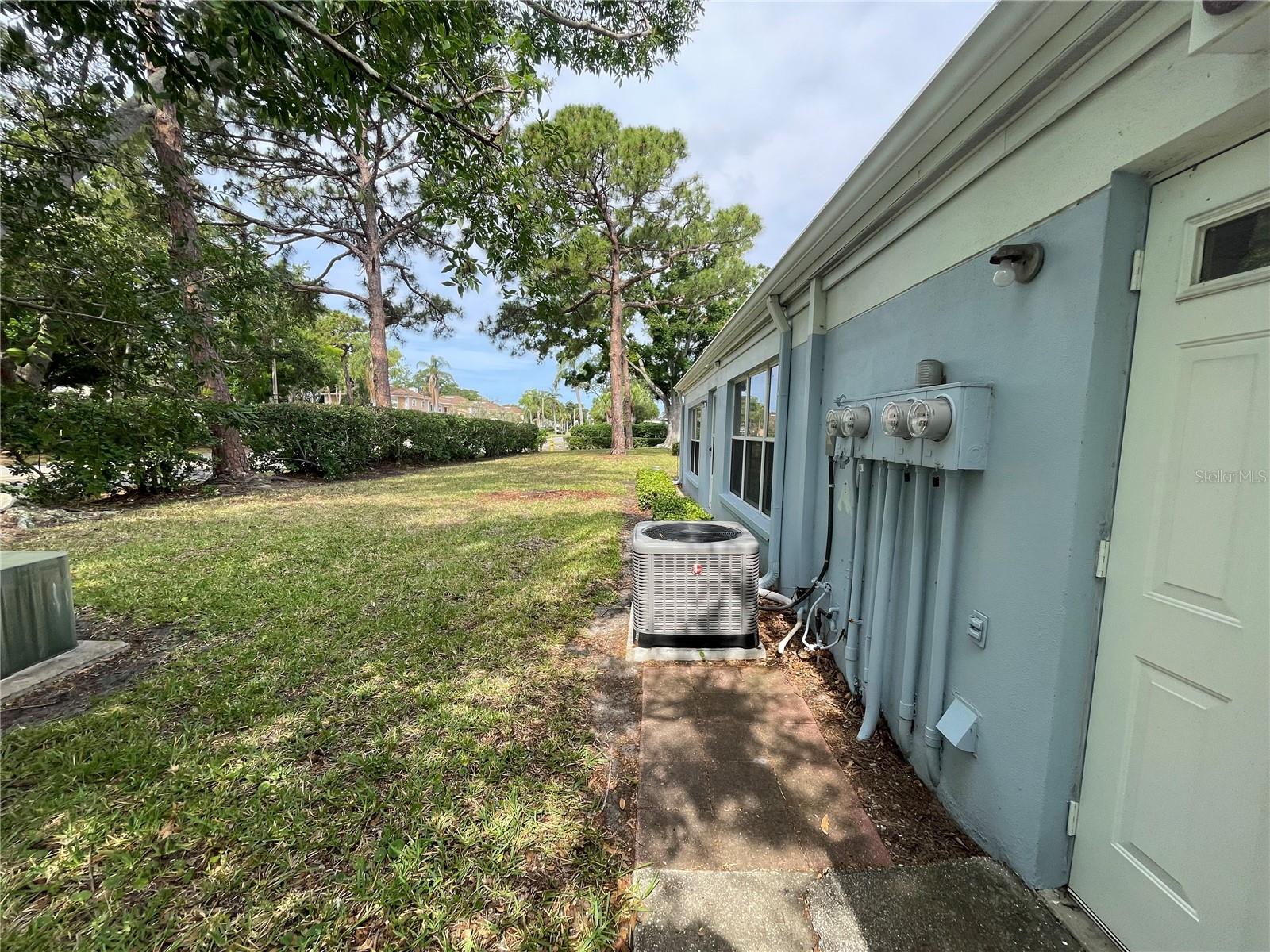 Image 33 of 67 For 8064 Brentwood Road