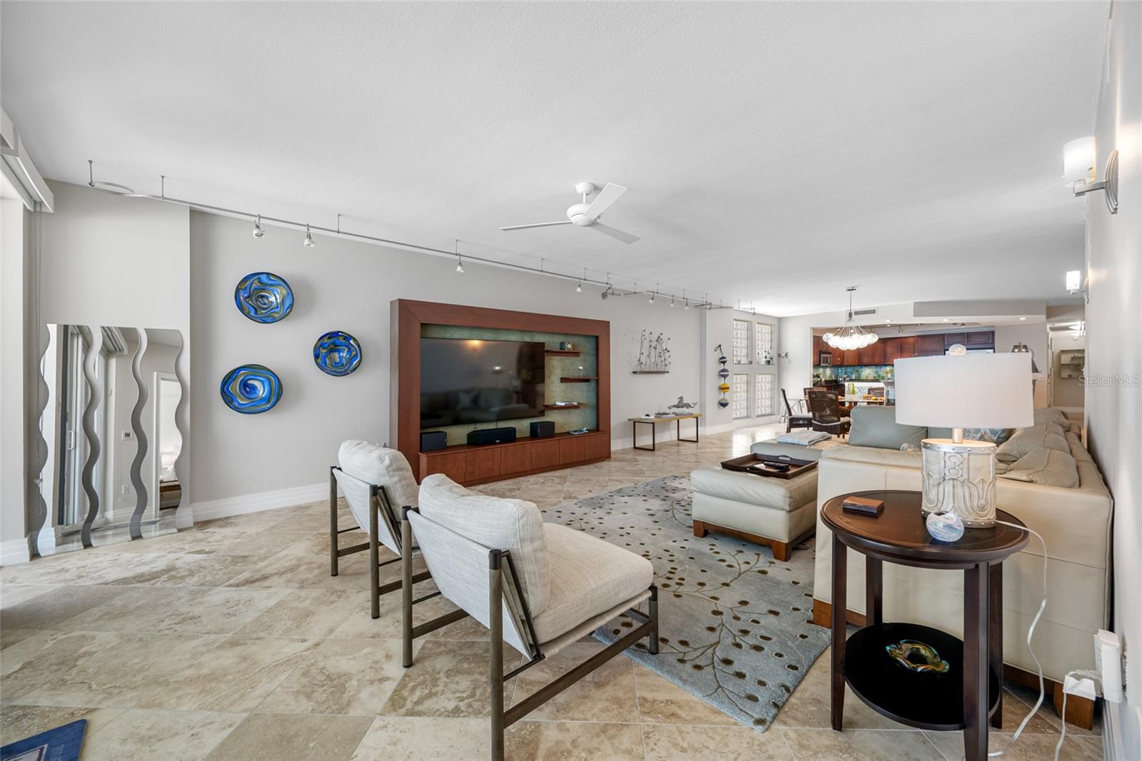 Image 6 of 32 For 1350 Gulf Boulevard 604