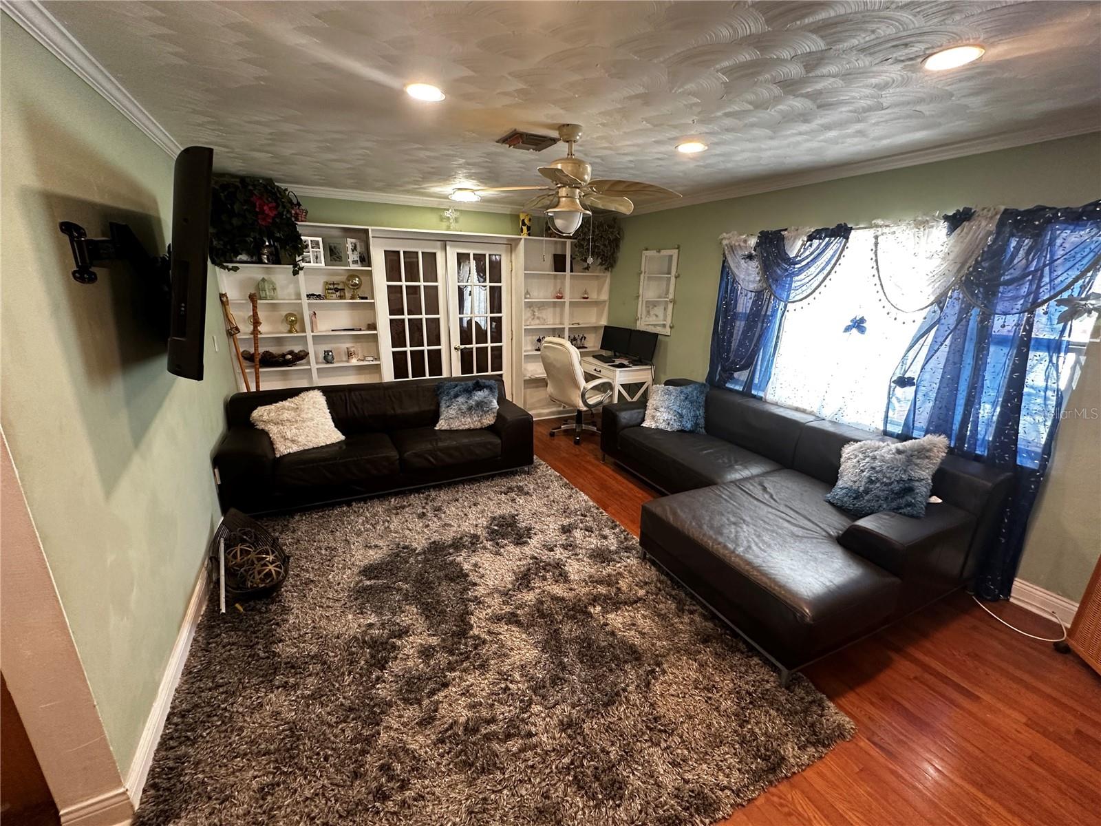Image 13 of 46 For 1101 Alcazar Way S