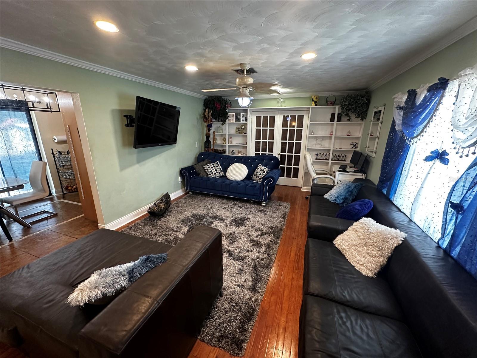 Image 16 of 46 For 1101 Alcazar Way S