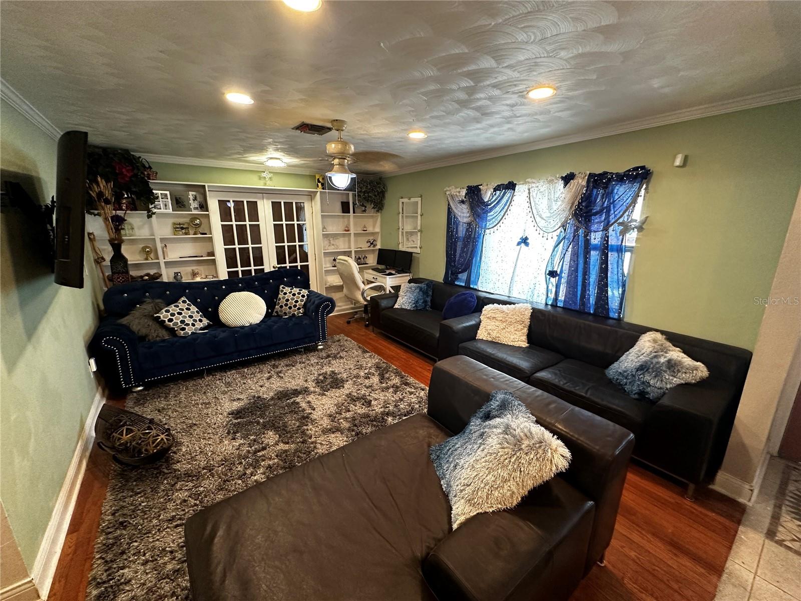 Image 18 of 46 For 1101 Alcazar Way S