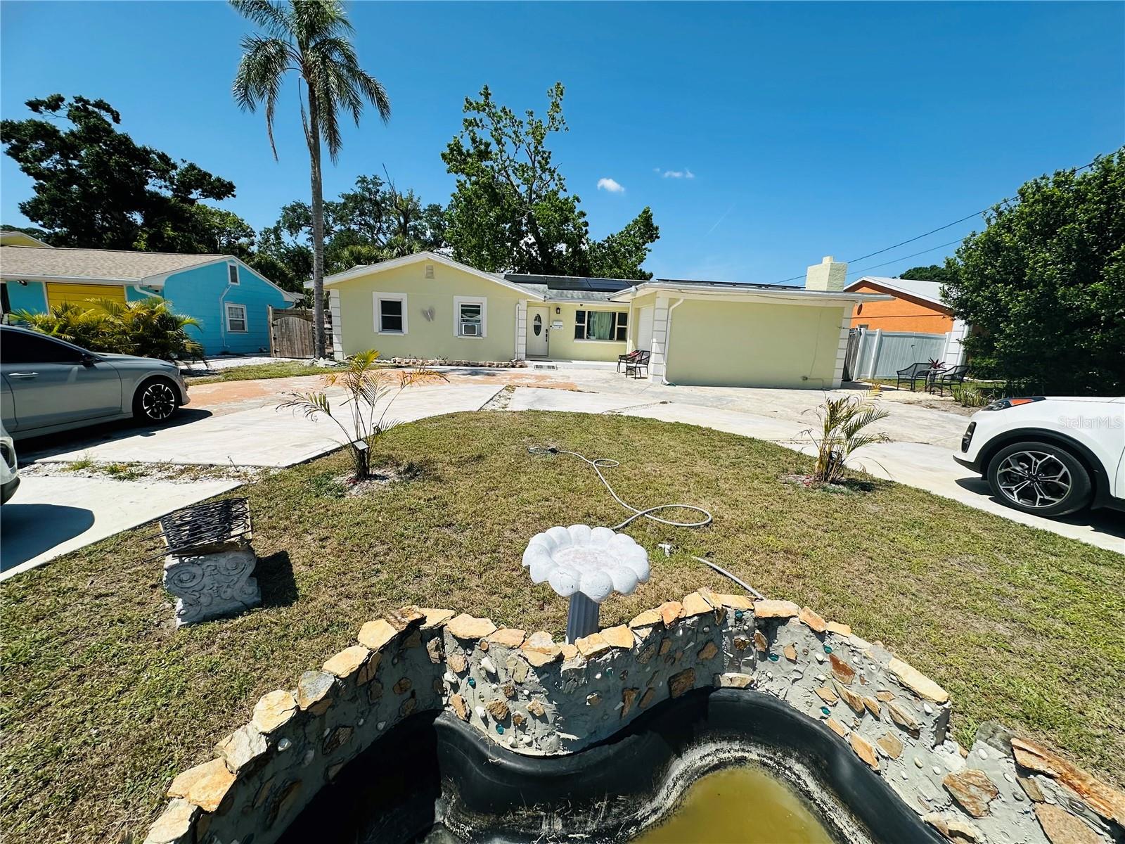 Image 2 of 46 For 1101 Alcazar Way S