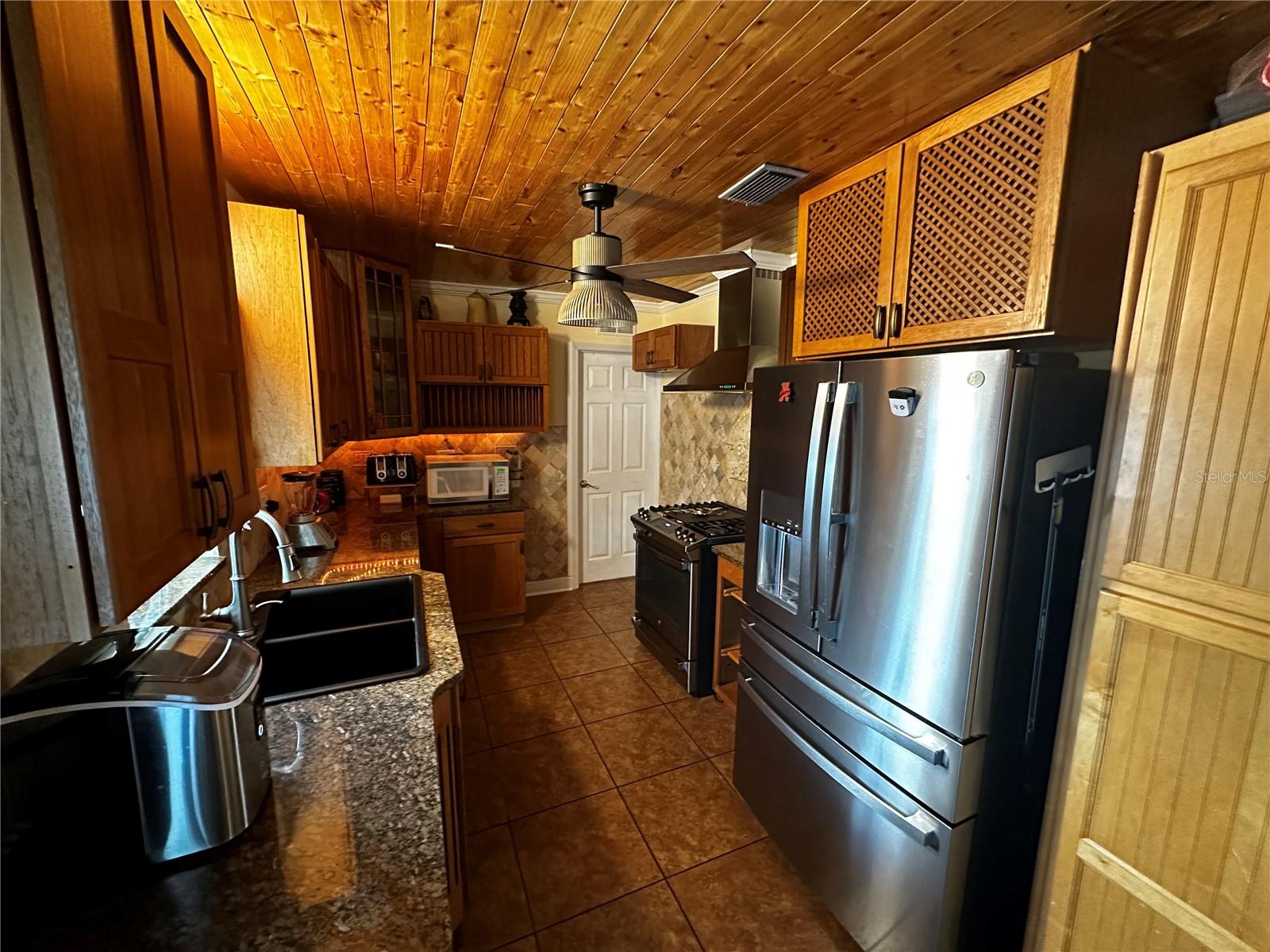 Image 26 of 46 For 1101 Alcazar Way S