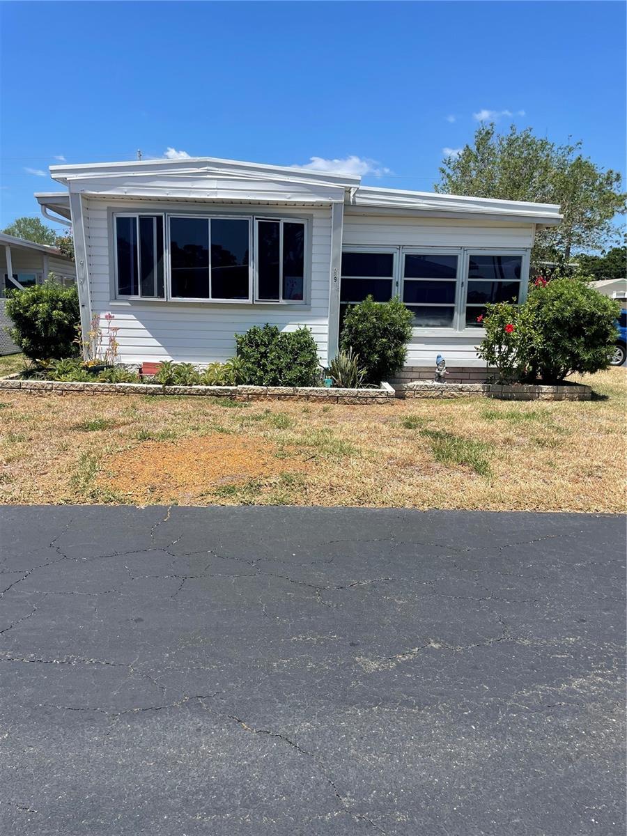 Image 12 of 26 For 7880 54th Avenue N 9