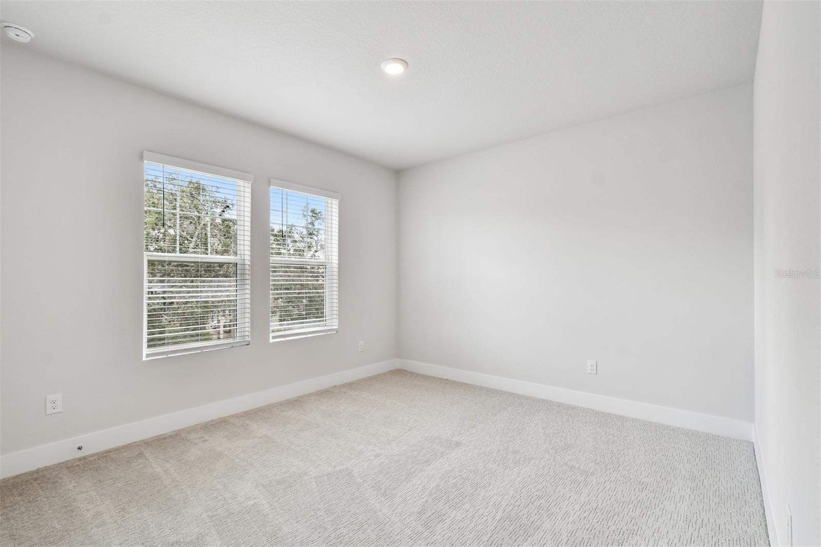 Image 31 of 41 For 406 Westland Avenue 1