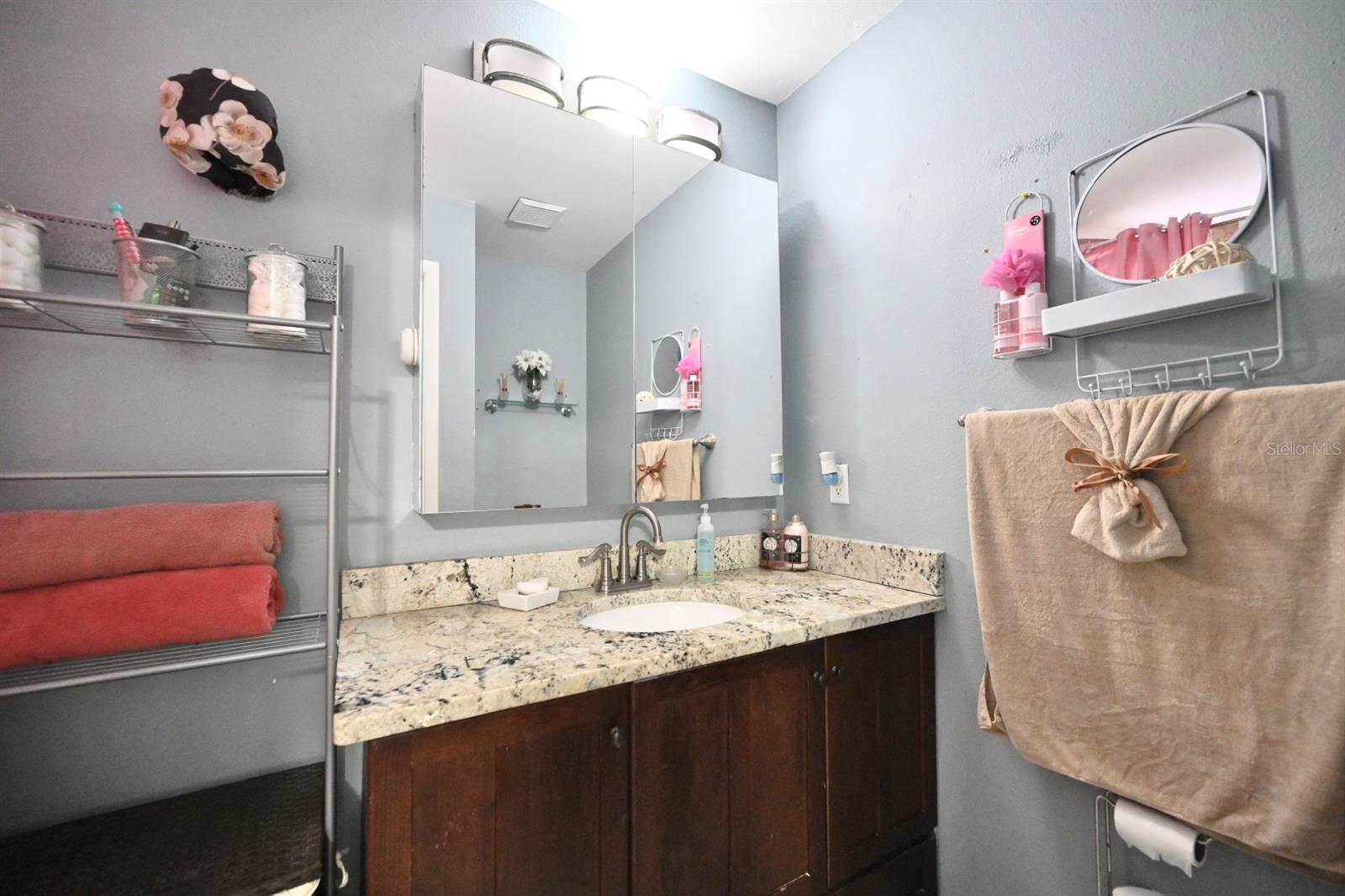 Image 25 of 39 For 11314 Silverleaf Court