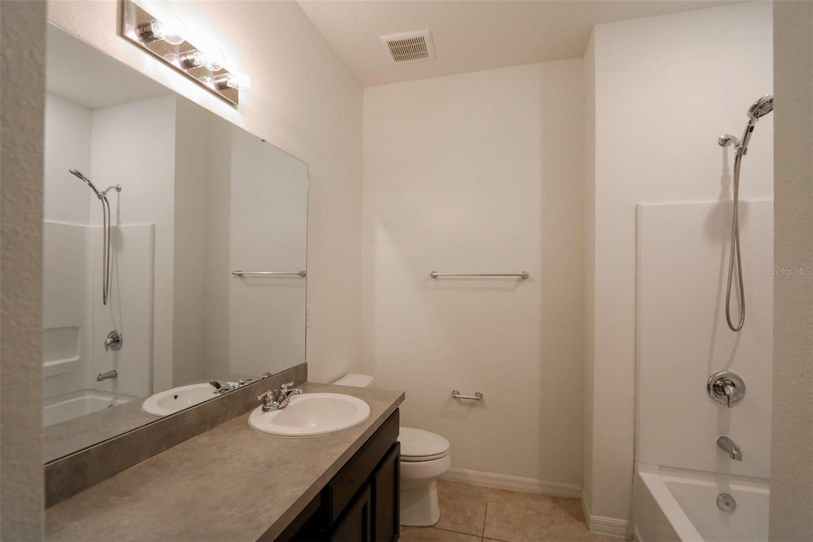 Image 12 of 30 For 7608 Sunshine Bridge Avenue