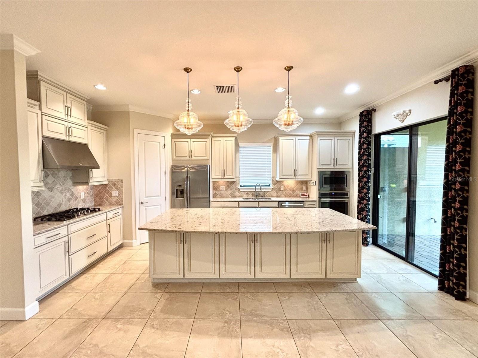 Image 11 of 49 For 11489 Bitola Drive