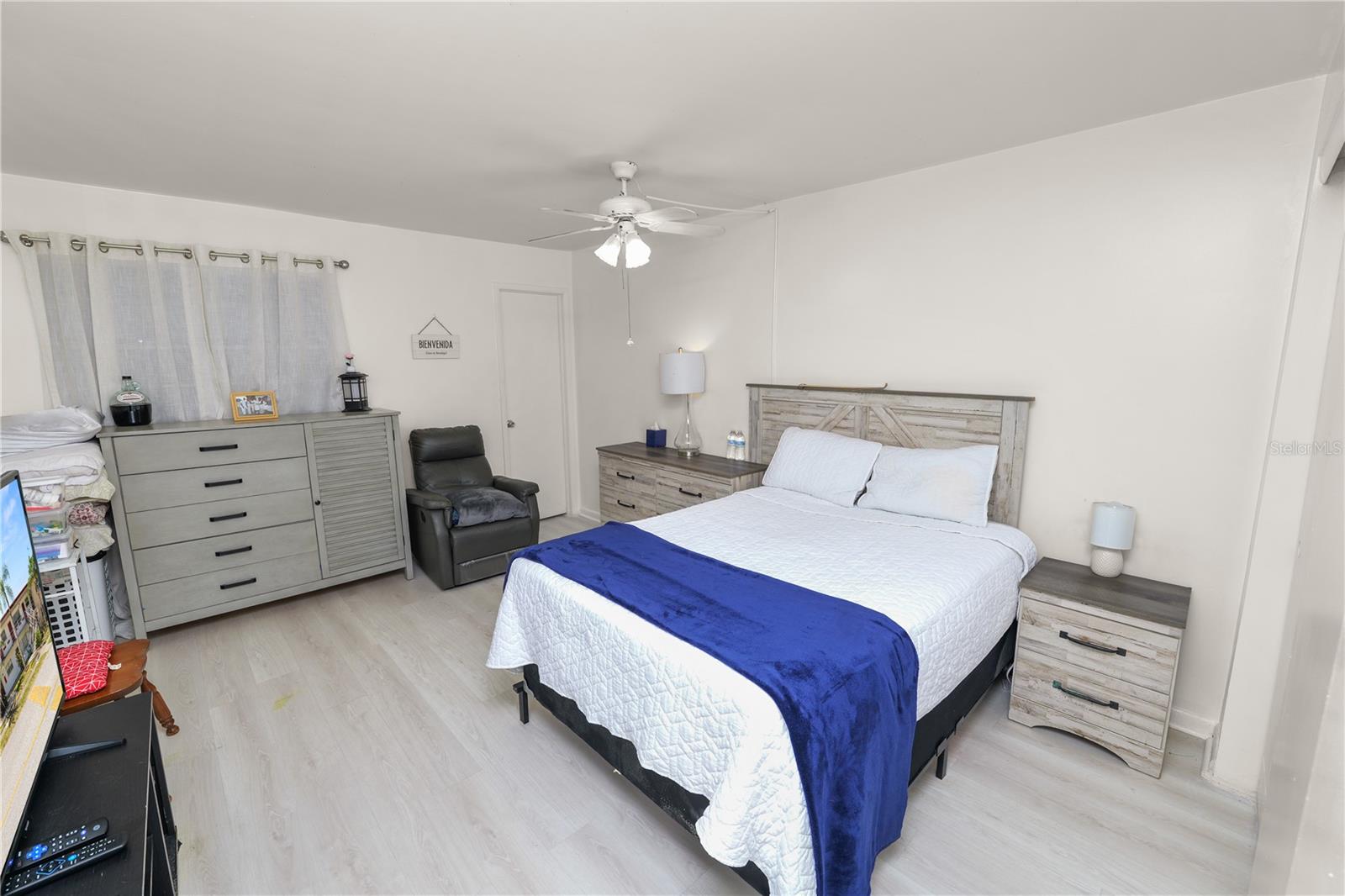 Image 15 of 40 For 1900 58th Avenue N 26
