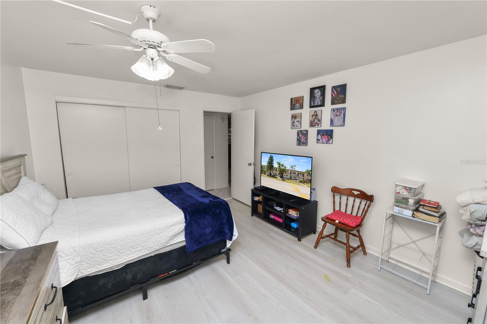 Image 16 of 40 For 1900 58th Avenue N 26