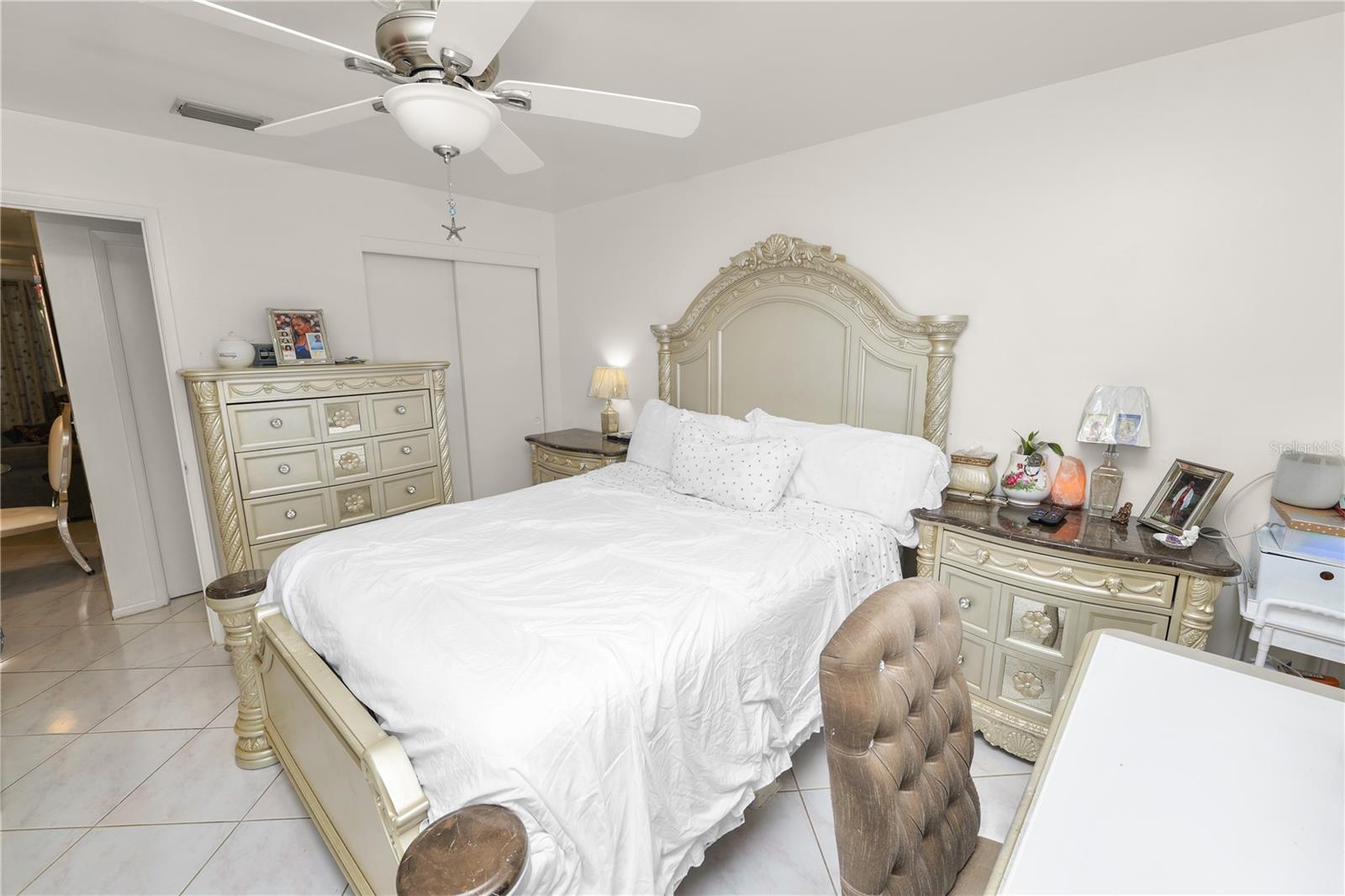 Image 18 of 40 For 1900 58th Avenue N 26