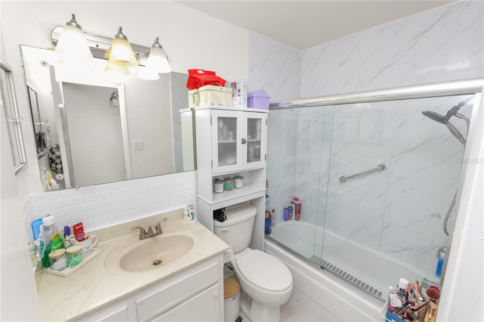 Image 21 of 40 For 1900 58th Avenue N 26