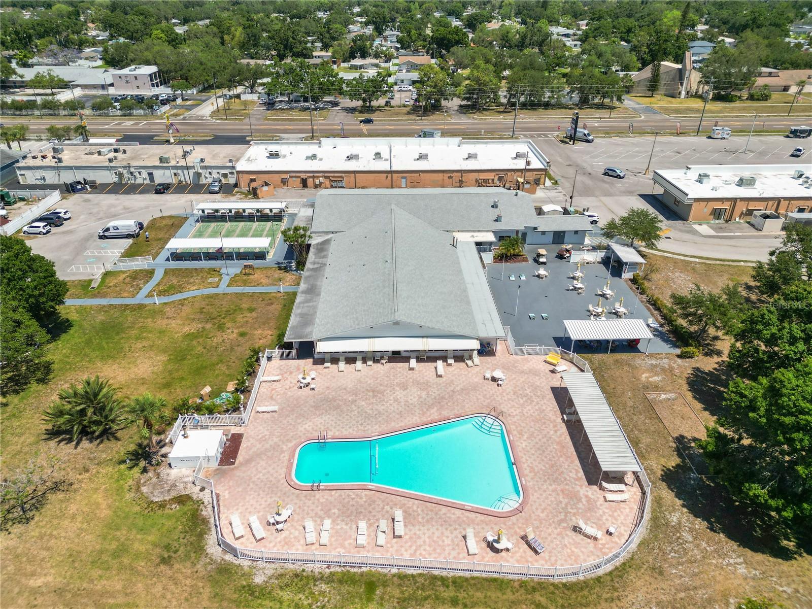 Image 31 of 40 For 1900 58th Avenue N 26