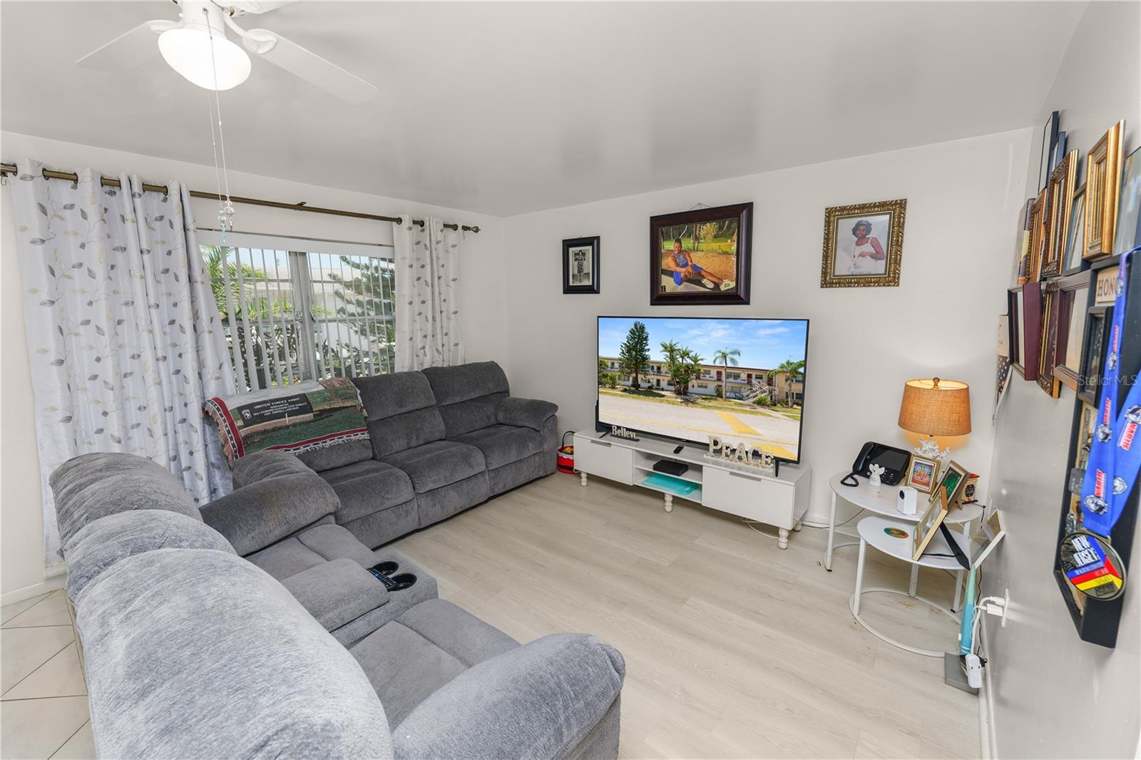 Image 5 of 40 For 1900 58th Avenue N 26