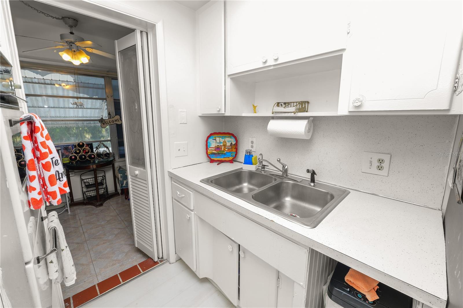 Image 9 of 40 For 1900 58th Avenue N 26