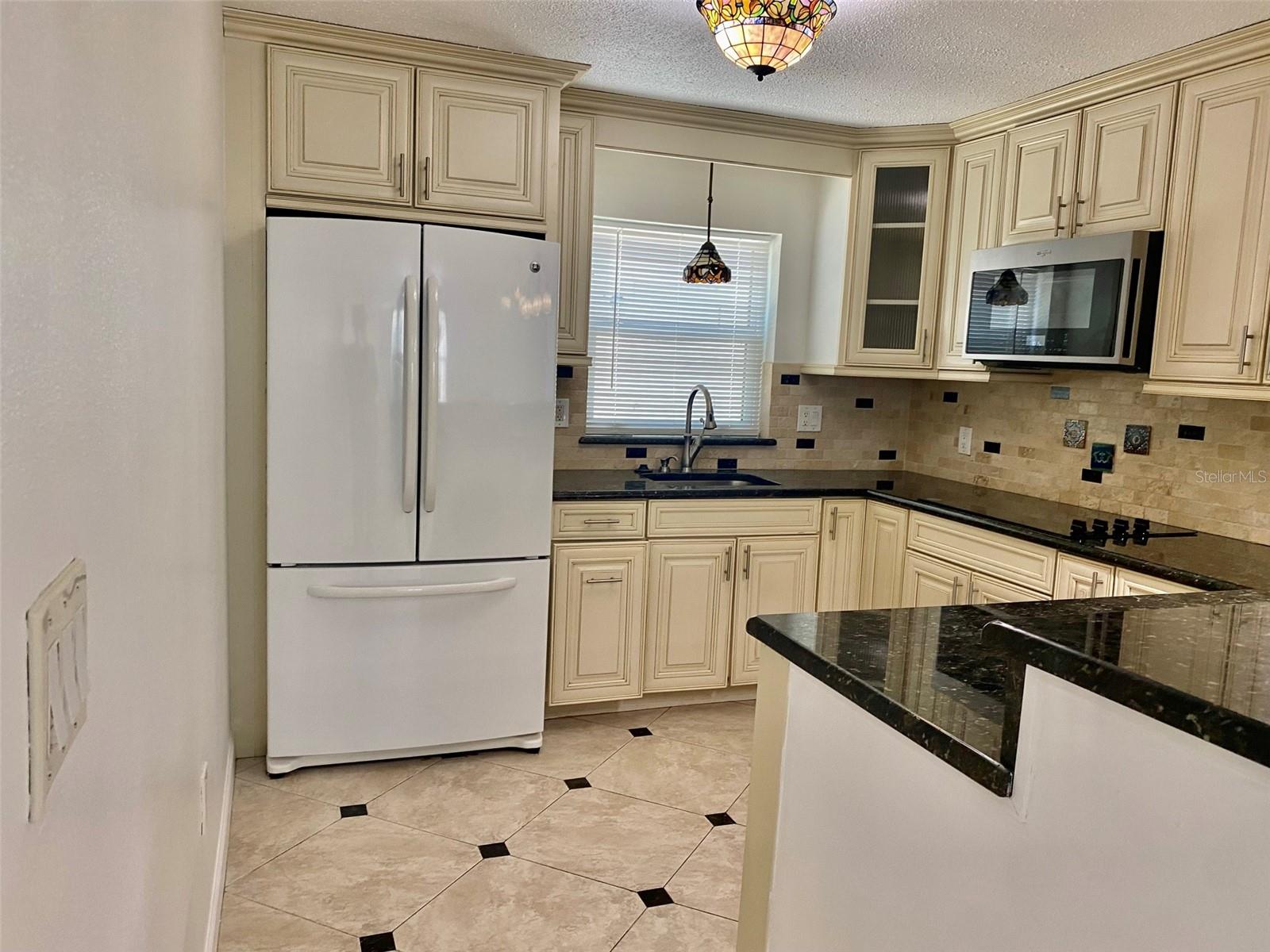 Image 4 of 36 For 506 71st Avenue 4