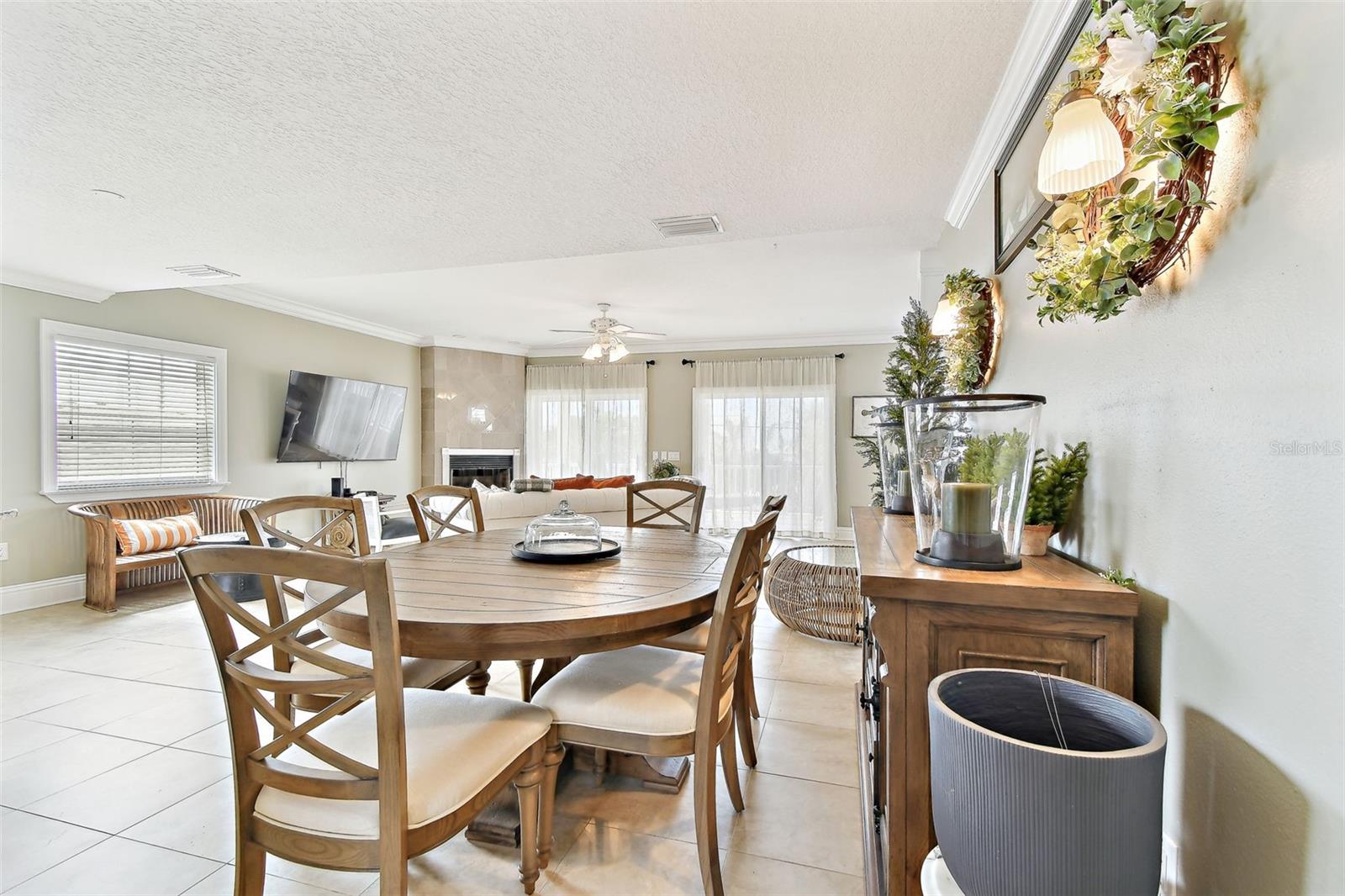 Image 14 of 98 For 16033 Gulf Boulevard